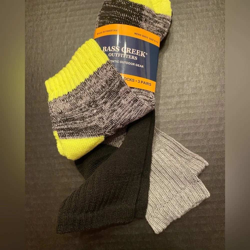 Bass Creek Outfitters 3 Pair Quarter Socks Men’s 6-12 Yellow‎ Black Gray